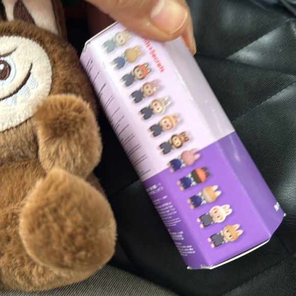 Labubu plush keychain and blind box - Picture 2 of 5